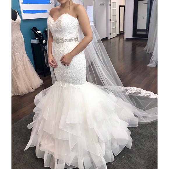 BRAND NEW Maggie Sottero wedding dress! - Picture 5 of 8